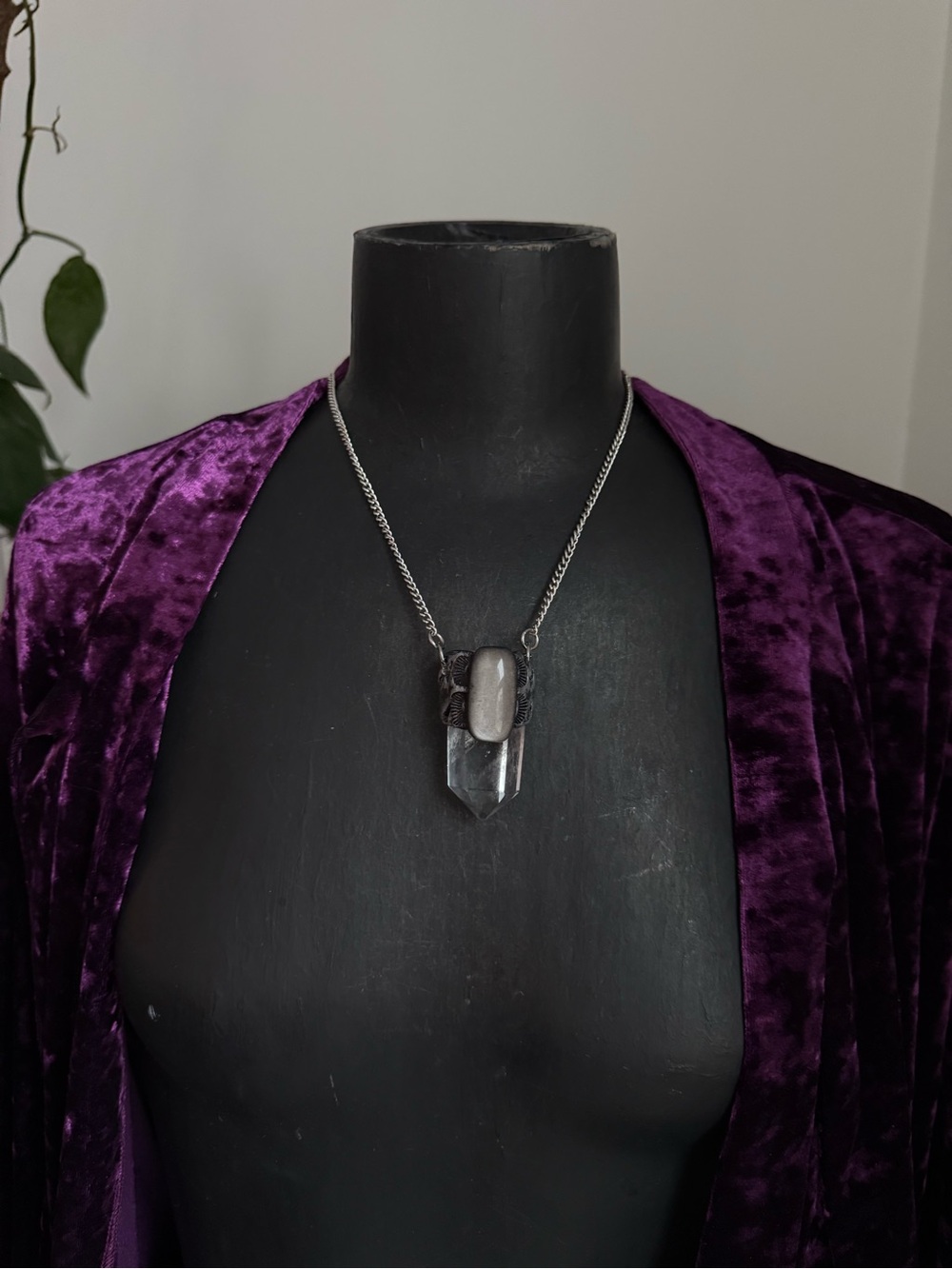 Clear quartz Crystal Point Pendant Necklace obsidian jewelry for protection - Picture 8 of 10